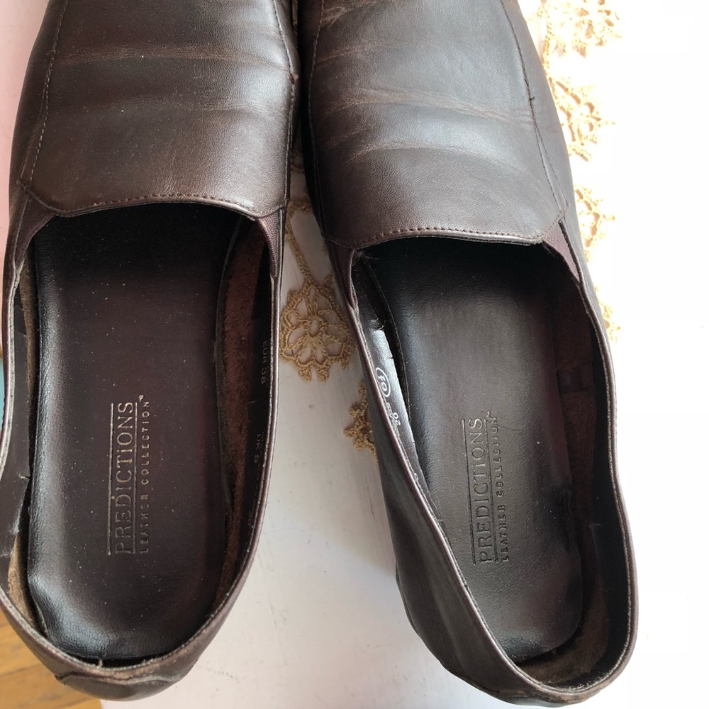 Predictions, Leather Collection - Picture 2 of 6